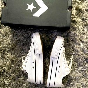 Converse platform sneaker
